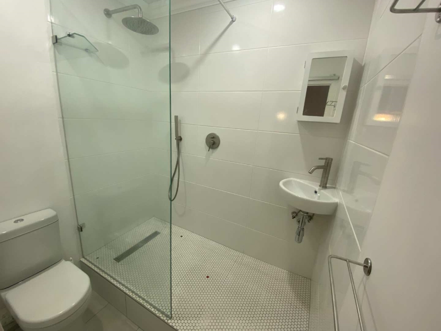 To Let 1 Bedroom Property for Rent in Muizenberg Western Cape